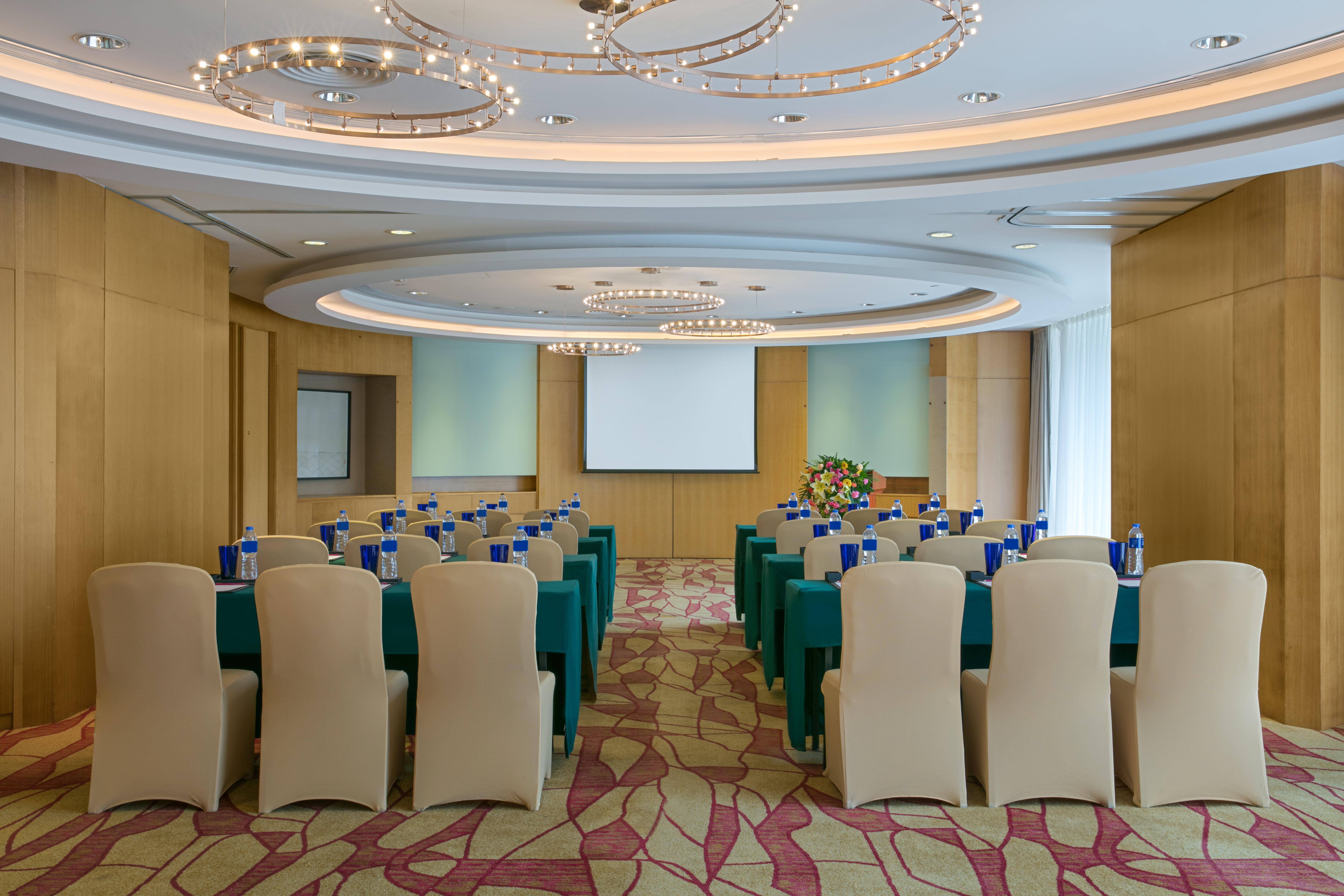 Crowne Plaza Zhongshan Wing On City By Ihg Exterior photo