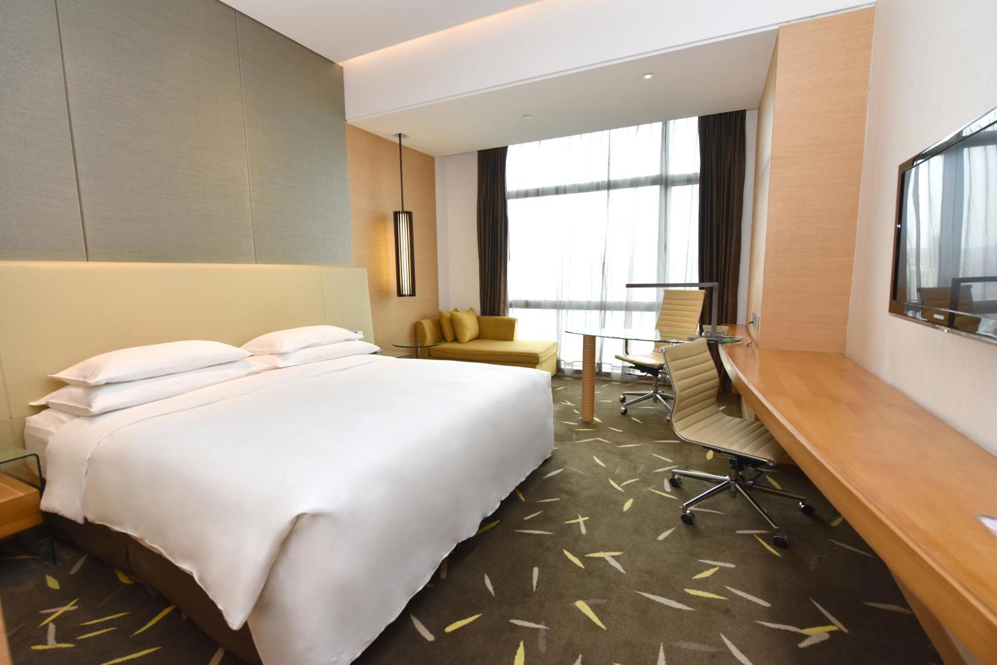 Crowne Plaza Zhongshan Wing On City By Ihg Exterior photo