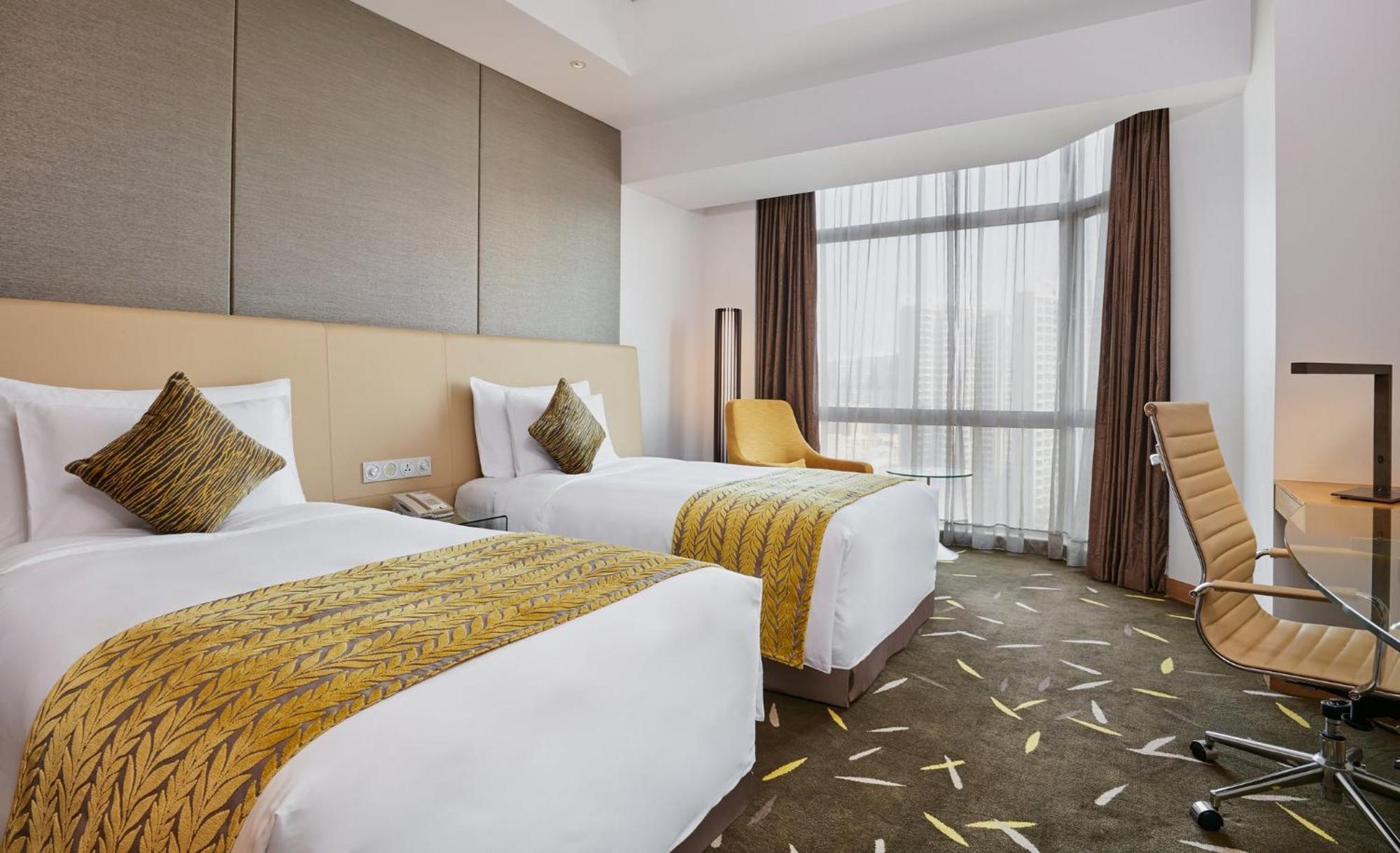 Crowne Plaza Zhongshan Wing On City By Ihg Exterior photo